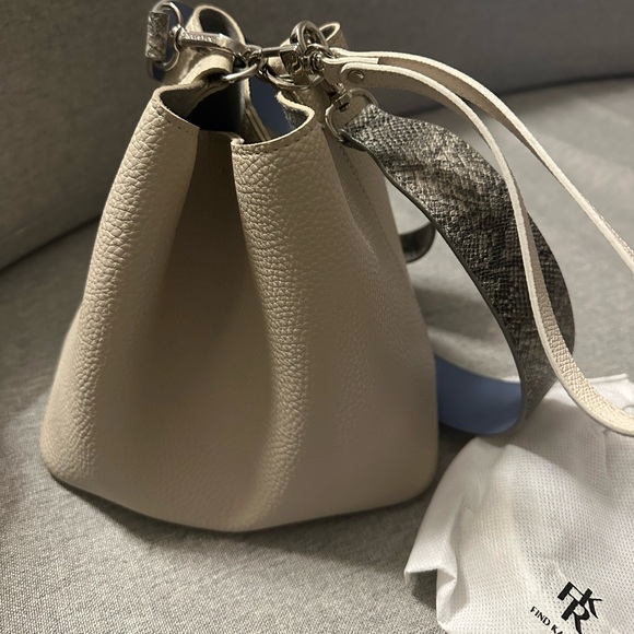 Find Kapoor Pingo bag with extra strap - Picture 5 of 8